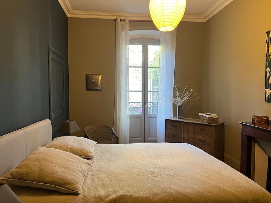 Coeur De Ville, Garage Prive Et Gratuit Avec Terrasse ! Cahors Bagian luar foto