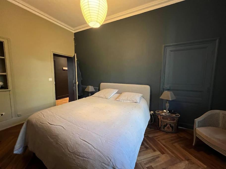 Coeur De Ville, Garage Prive Et Gratuit Avec Terrasse ! Cahors Bagian luar foto