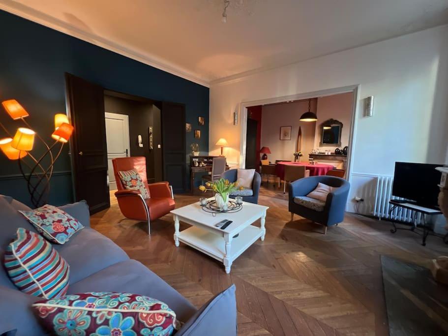 Coeur De Ville, Garage Prive Et Gratuit Avec Terrasse ! Cahors Bagian luar foto