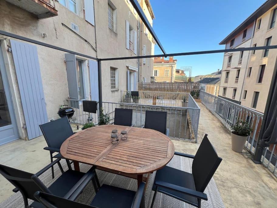 Coeur De Ville, Garage Prive Et Gratuit Avec Terrasse ! Cahors Bagian luar foto